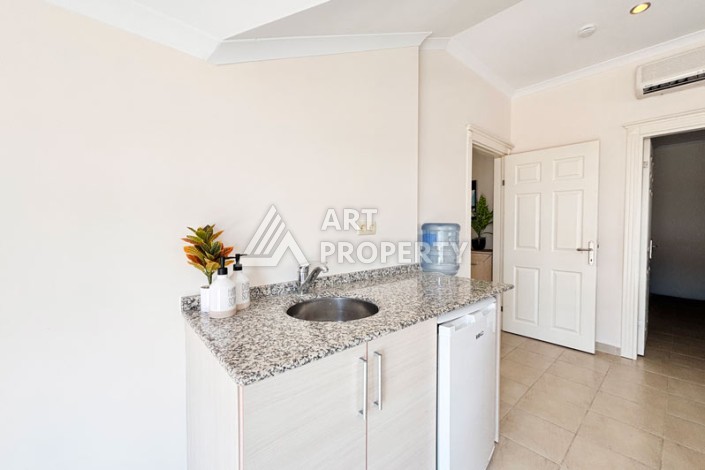 Просторный пентхаус 4+2 с видом на море в центре Алании - Ракурс 53