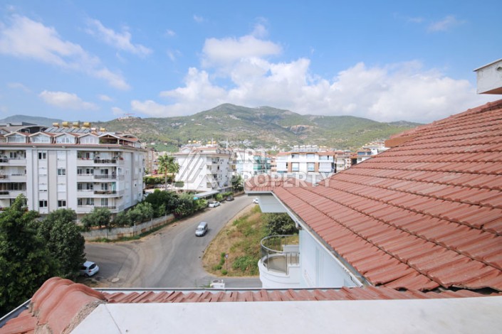 Просторный пентхаус 4+2 с видом на море в центре Алании - Ракурс 61