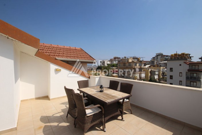 Просторный пентхаус 4+2 с видом на море в центре Алании - Ракурс 63