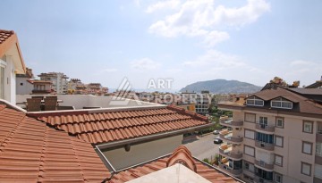 Просторный пентхаус 4+2 с видом на море в центре Алании - Ракурс 65