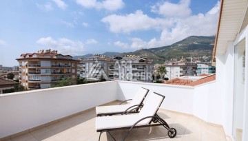 Просторный пентхаус 4+2 с видом на море в центре Алании - Ракурс 69