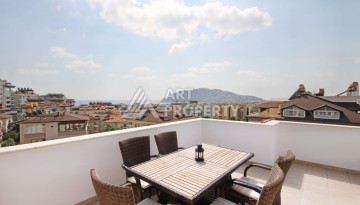 Просторный пентхаус 4+2 с видом на море в центре Алании - Ракурс 71