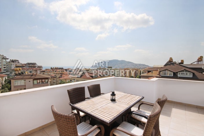 Просторный пентхаус 4+2 с видом на море в центре Алании - Ракурс 70