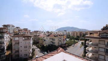 Просторный пентхаус 4+2 с видом на море в центре Алании - Ракурс 72