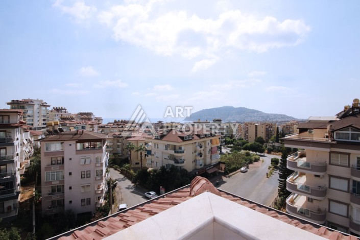 Просторный пентхаус 4+2 с видом на море в центре Алании - Ракурс 71