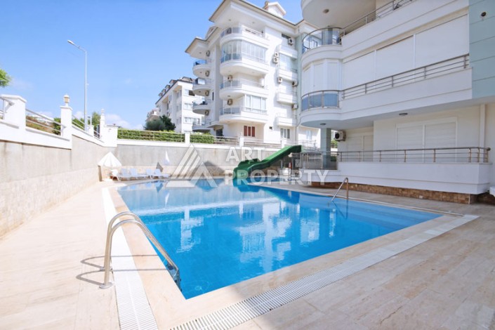 Просторный пентхаус 4+2 с видом на море в центре Алании - Ракурс 77