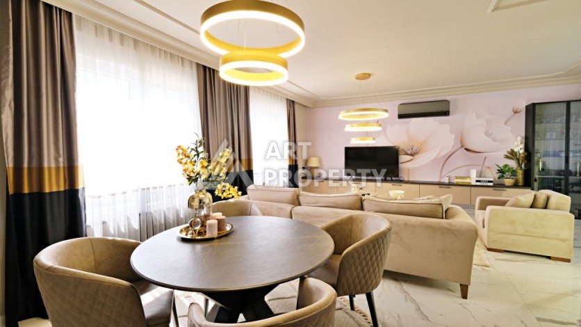 Вилла с личным бассейном после полной реновации в районе Махмутлар, 900 метров до моря - Ракурс 1