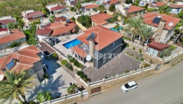 Вилла с личным бассейном после полной реновации в районе Махмутлар, 900 метров до моря - Ракурс 49