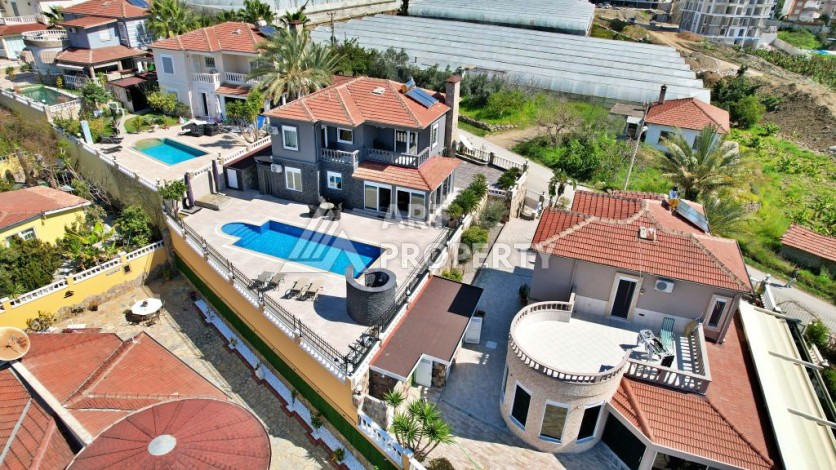 Вилла с личным бассейном после полной реновации в районе Махмутлар, 900 метров до моря - Ракурс 51