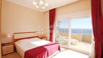 Просторный пентхаус 4+1 с панорамным видом на Средиземное море в Махмутларе - Ракурс 39