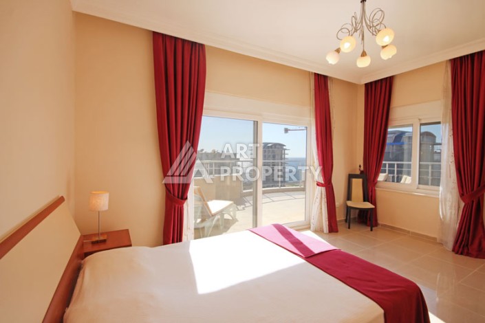 Просторный пентхаус 4+1 с панорамным видом на Средиземное море в Махмутларе - Ракурс 39