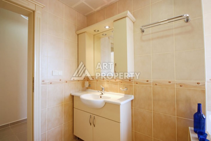 Просторный пентхаус 4+1 с панорамным видом на Средиземное море в Махмутларе - Ракурс 44