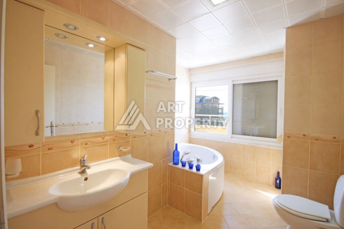 Просторный пентхаус 4+1 с панорамным видом на Средиземное море в Махмутларе - Ракурс 46