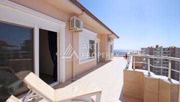 Просторный пентхаус 4+1 с панорамным видом на Средиземное море в Махмутларе - Ракурс 55