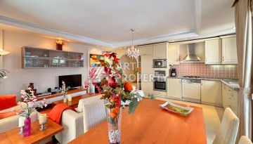 Просторная квартира 2+1 в ухоженном комплексе у моря в районе Махмутлар - Ракурс 12