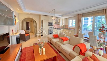 Просторная квартира 2+1 в ухоженном комплексе у моря в районе Махмутлар - Ракурс 13