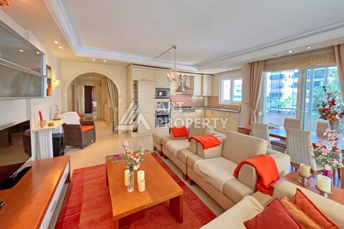 Просторная квартира 2+1 в ухоженном комплексе у моря в районе Махмутлар - Ракурс 12