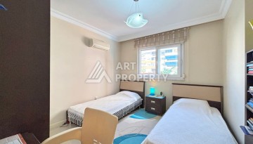 Просторная квартира 2+1 в ухоженном комплексе у моря в районе Махмутлар - Ракурс 19