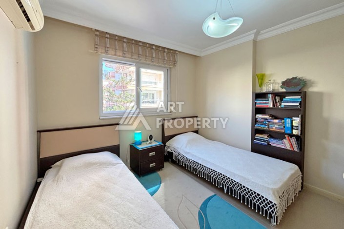 Просторная квартира 2+1 в ухоженном комплексе у моря в районе Махмутлар - Ракурс 19