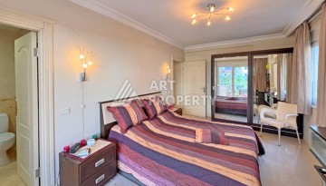 Просторная квартира 2+1 в ухоженном комплексе у моря в районе Махмутлар - Ракурс 25