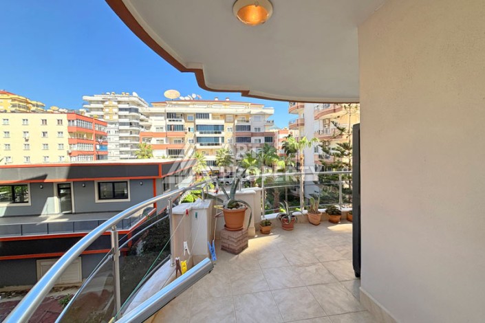 Просторная квартира 2+1 в ухоженном комплексе у моря в районе Махмутлар - Ракурс 34