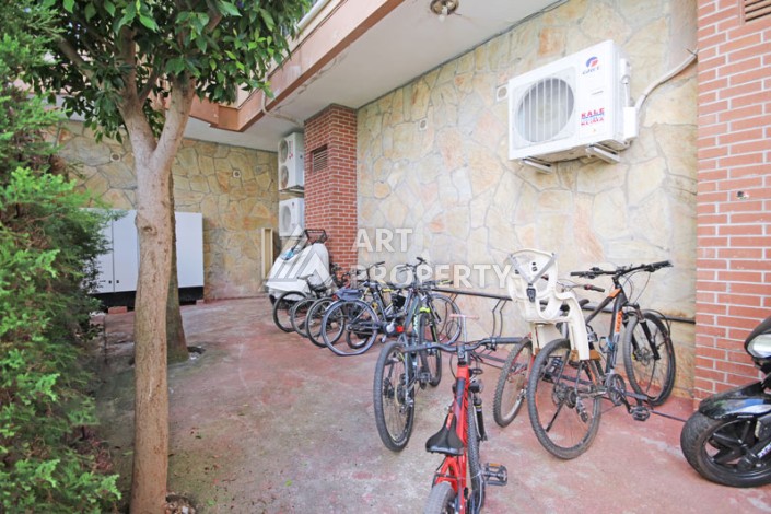 Просторная квартира 2+1 в ухоженном комплексе у моря в районе Махмутлар - Ракурс 44