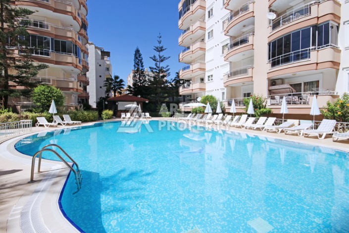 Просторная квартира 2+1 в ухоженном комплексе у моря в районе Махмутлар - Ракурс 46