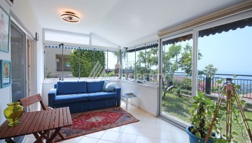 Квартира 2+1 в Каргыджаке с садом и видом на море, 90 кв.м. - Ракурс 1