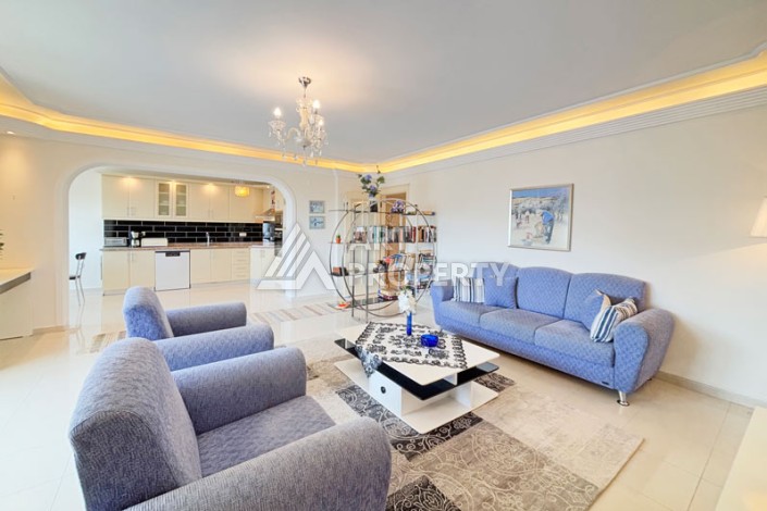 Большая квартира 2+1 в престижной резиденции, 150 кв.м. Махмутлар, Алания - Ракурс 3