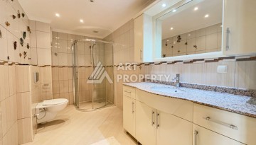 Большая квартира 2+1 в престижной резиденции, 150 кв.м. Махмутлар, Алания - Ракурс 25