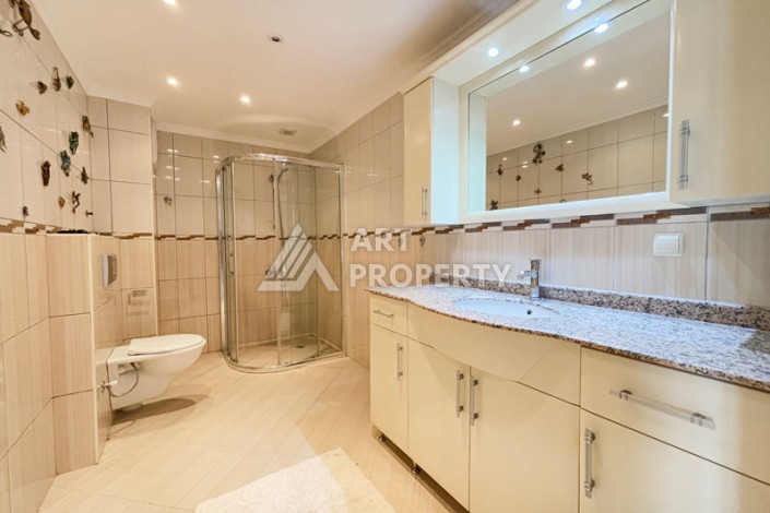 Большая квартира 2+1 в престижной резиденции, 150 кв.м. Махмутлар, Алания - Ракурс 24