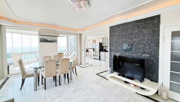 Пентхаус 3+1 на первой линии в Махмутларе, 250 кв.м. - Ракурс 6