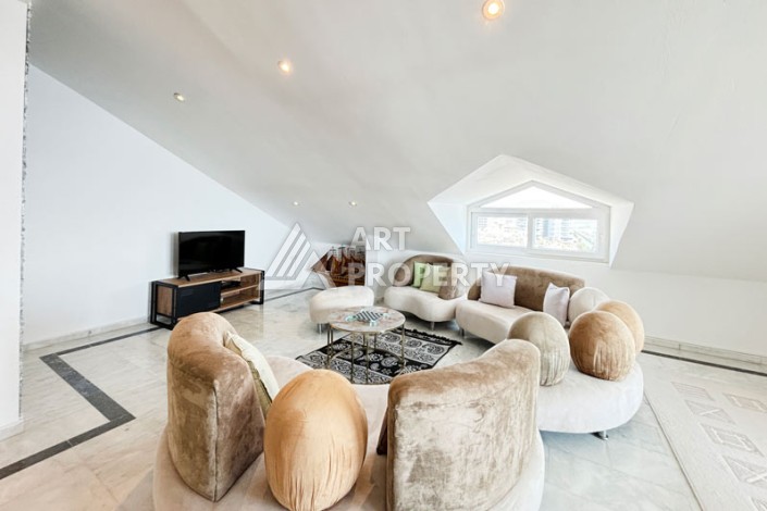 Пентхаус 3+1 на первой линии в Махмутларе, 250 кв.м. - Ракурс 43