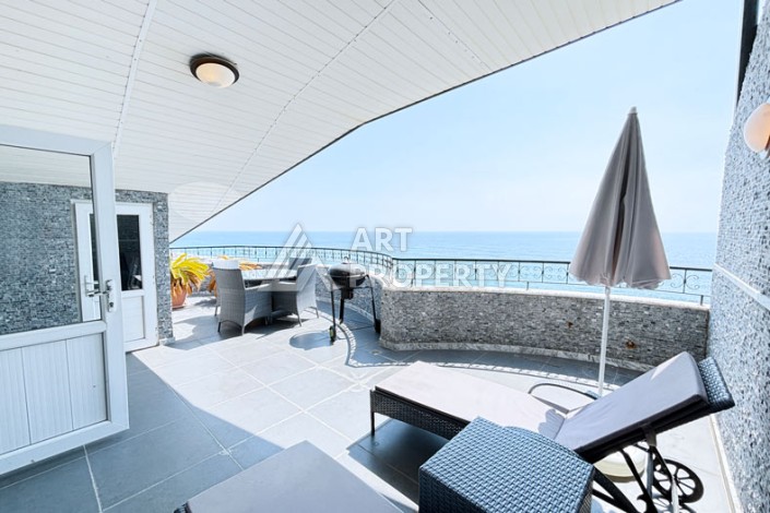 Пентхаус 3+1 на первой линии в Махмутларе, 250 кв.м. - Ракурс 52