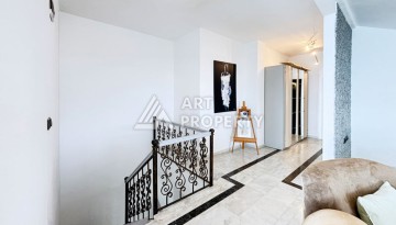 Пентхаус 3+1 на первой линии в Махмутларе, 250 кв.м. - Ракурс 56