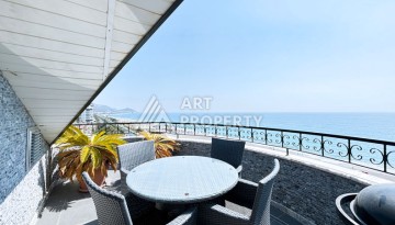 Пентхаус 3+1 на первой линии в Махмутларе, 250 кв.м. - Ракурс 62