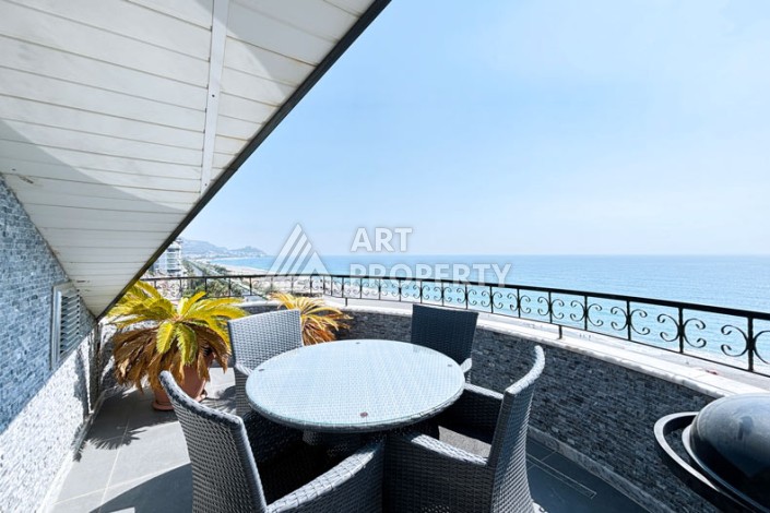 Пентхаус 3+1 на первой линии в Махмутларе, 250 кв.м. - Ракурс 61