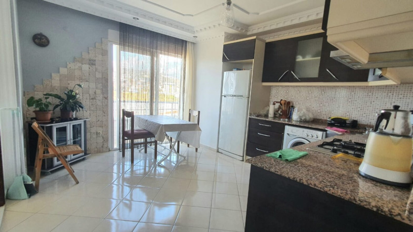 Двухуровневая шикарная квартира в дали от городской суеты  в районе Демирташ, Алания, 135м2 - Ракурс 18