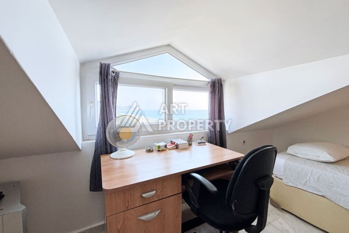 Пентхаус 3+1 на первой линии в Махмутларе, 250 кв.м. - Ракурс 66