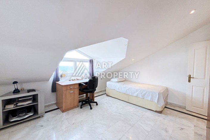 Пентхаус 3+1 на первой линии в Махмутларе, 250 кв.м. - Ракурс 68