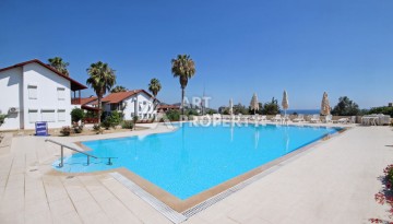 Просторная вилла 4+1 в Демирташе, в 500 метрах от моря - Ракурс 1