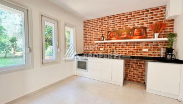 Просторная вилла 4+1 в Демирташе, в 500 метрах от моря - Ракурс 13