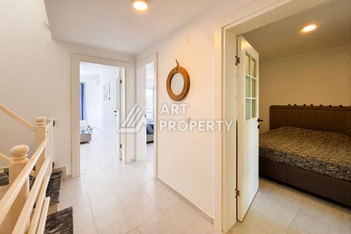 Просторная вилла 4+1 в Демирташе, в 500 метрах от моря - Ракурс 20