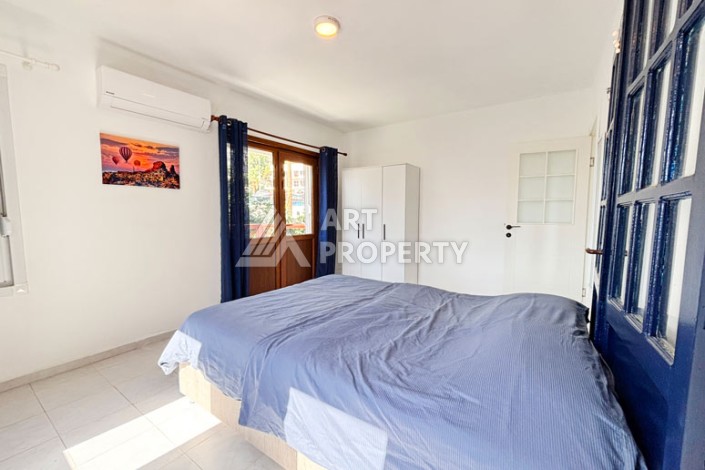 Просторная вилла 4+1 в Демирташе, в 500 метрах от моря - Ракурс 33