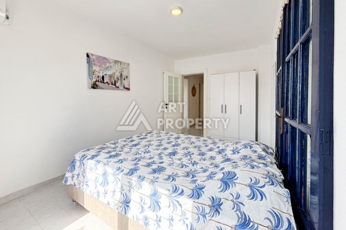 Просторная вилла 4+1 в Демирташе, в 500 метрах от моря - Ракурс 48