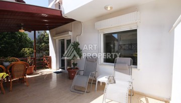 Просторная вилла 4+1 в Демирташе, в 500 метрах от моря - Ракурс 57