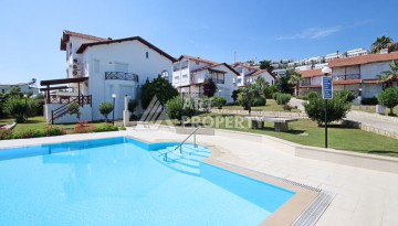 Просторная вилла 4+1 в Демирташе, в 500 метрах от моря - Ракурс 67