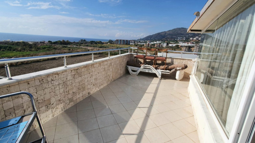 Двухуровневая шикарная квартира в дали от городской суеты  в районе Демирташ, Алания, 135м2 - Ракурс 31