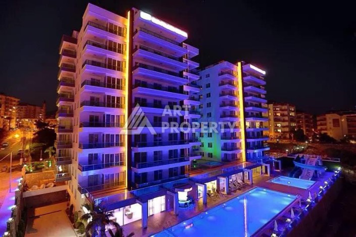 Светлая квартира 2+1 с гарантированным ВНЖ в районе Тосмур, 300 м до моря - Ракурс 2