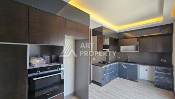 Просторная квартира 3+1 в новом доме в Газипаше рядом с морем и аэропортом - Ракурс 1